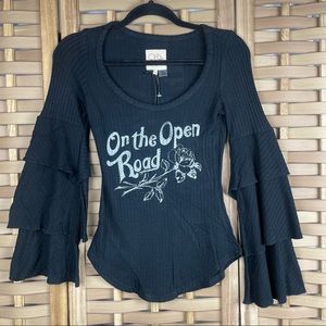 CHASER Waffle Knit Thermal Tiered Bell Sleeve Scoop Neck Graphic Travel Top NWT